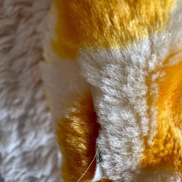 VTG fuzzy Plush Giraffe Hand Puppet imaginary play developmental toy - Picture 6 of 9